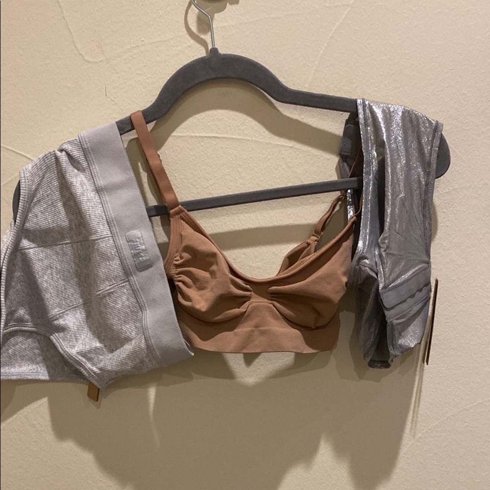 SKIMS XXS 3 piece bundle